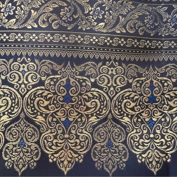 NAVY and gold hand woven silk Turkish tapestry - Picture 3 of 5